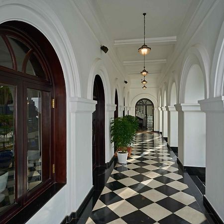 The Old Court House By Abad Hotel Kocsín Kültér fotó